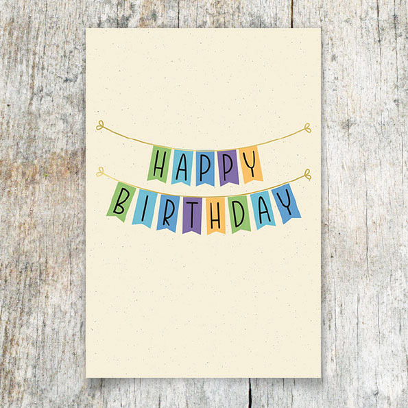 Vergrößerte Abbildung Geburtstagsgrußkarten mit bunter Wimpelgirlande und goldgeprägtem Schriftzug Happy Birthday auf Naturkarton